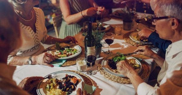 How to Fit Everyone Around the Table this Holiday Season
